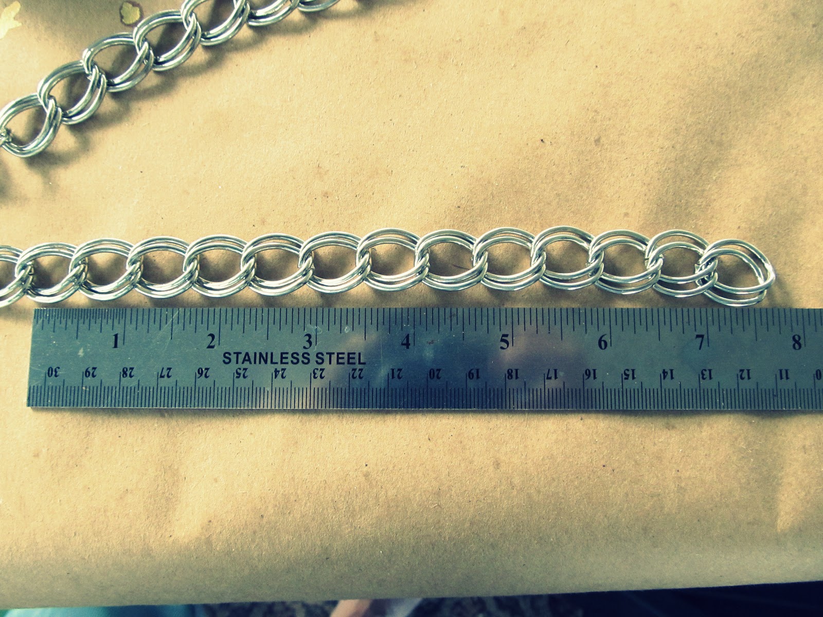 WobiSobi Leather and Chain Bracelet, DIY