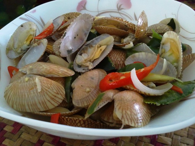 Surimaya Asam Pedas Dan Lala Masak Serai