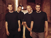 Breaking Benjamin feat. Valora Blow Me Away