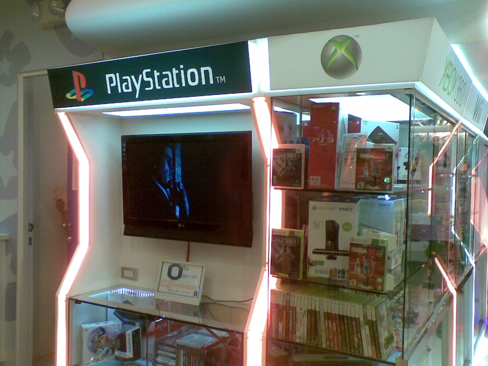 Toys R Us opens in Glorietta 1