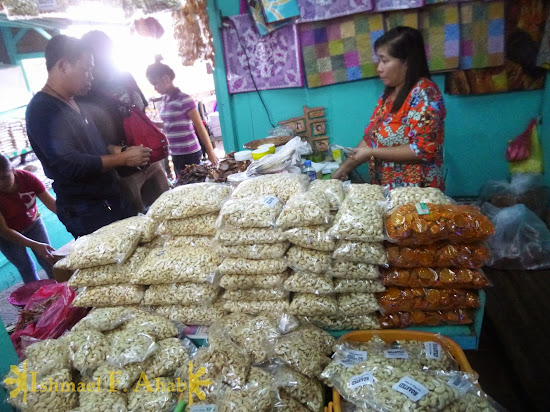 Nuts for sale in Puerto Princesa Public Market