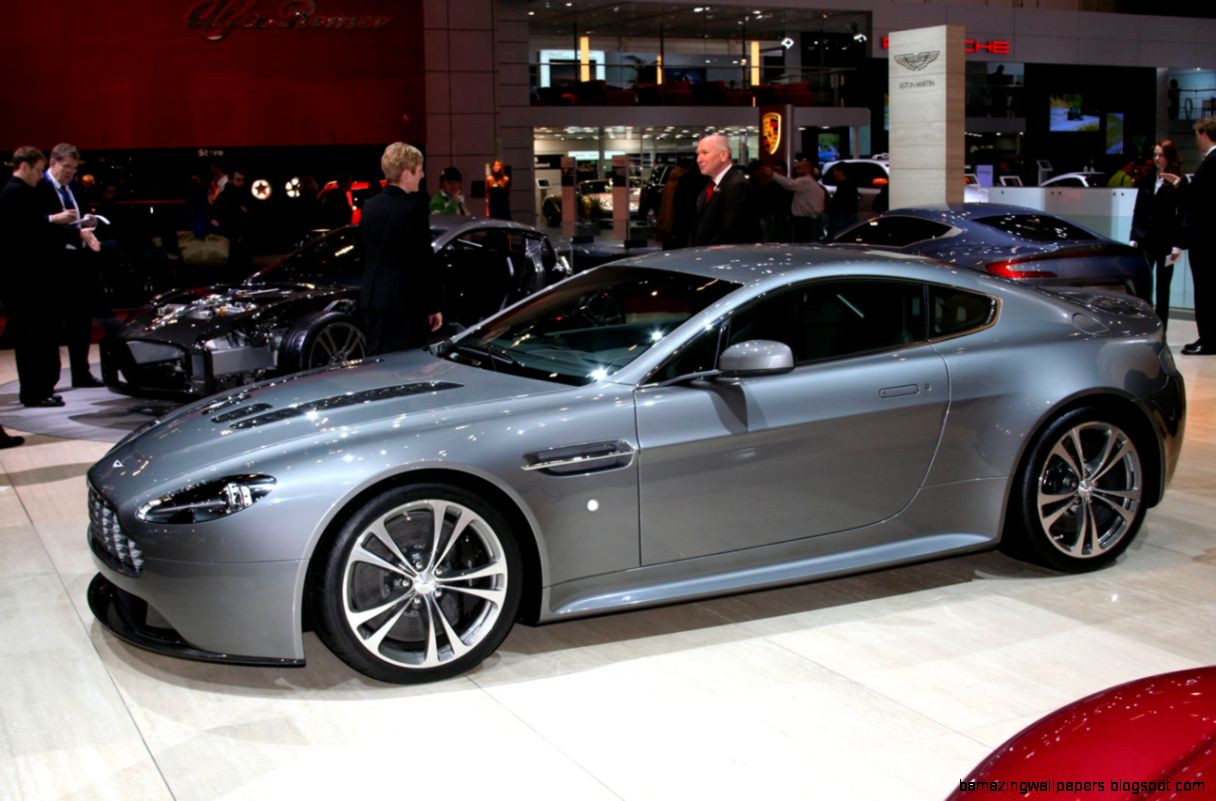 Aston Martin Vantage V12 Aston Martin Vantage V12
