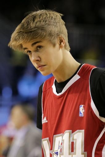 Justin Bieber New Hair-Cut ~ Photo-My-Lens