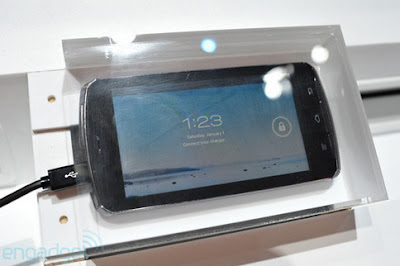 Fujitsu Arrows Phone Quad Core Nvidia Tegra 3 Processor With Android ICS OS