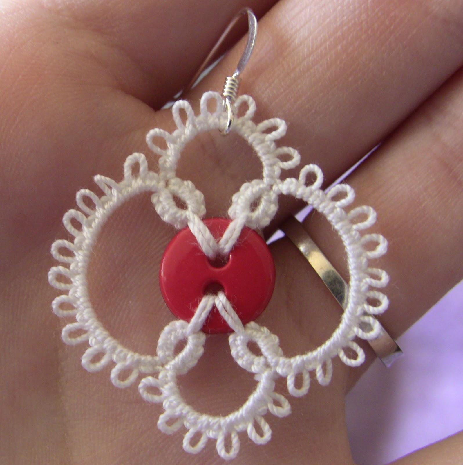 Tatting it Up Three Earring Patterns. (Buttons and beadwork!)