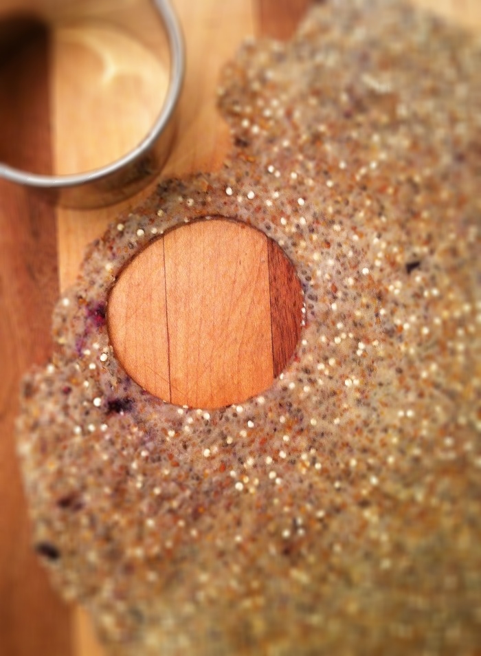 A Simply Raw Life QUINOA CHIA SEED FLAX CRACKERS WITH SPLIT PEA SOUP