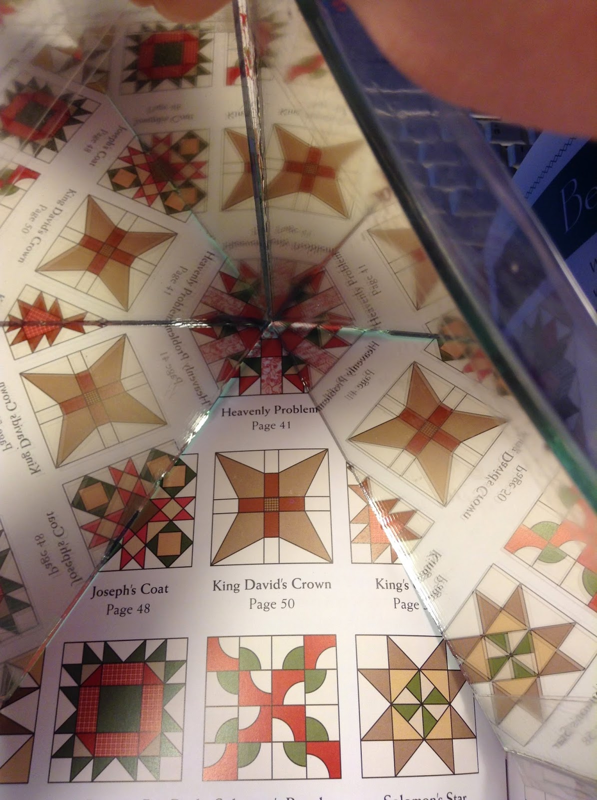 The Queen Quilts Snow Crystal Quilt