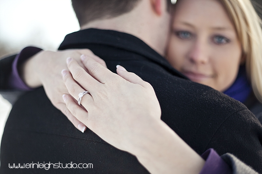 winter-snowy-engagement-shoot