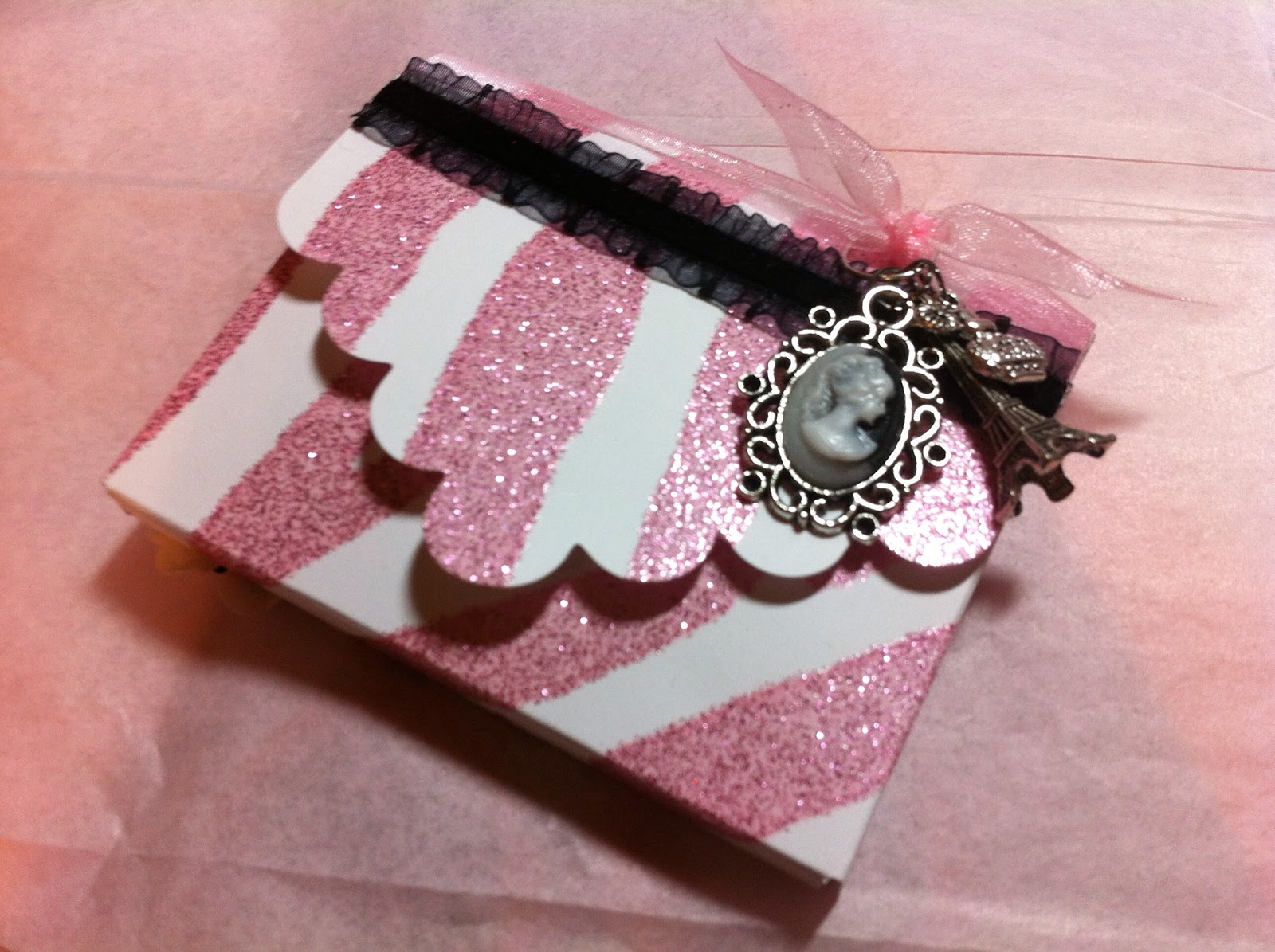 Chattering Robins Pink Zebra Glitter Gift Card Holder