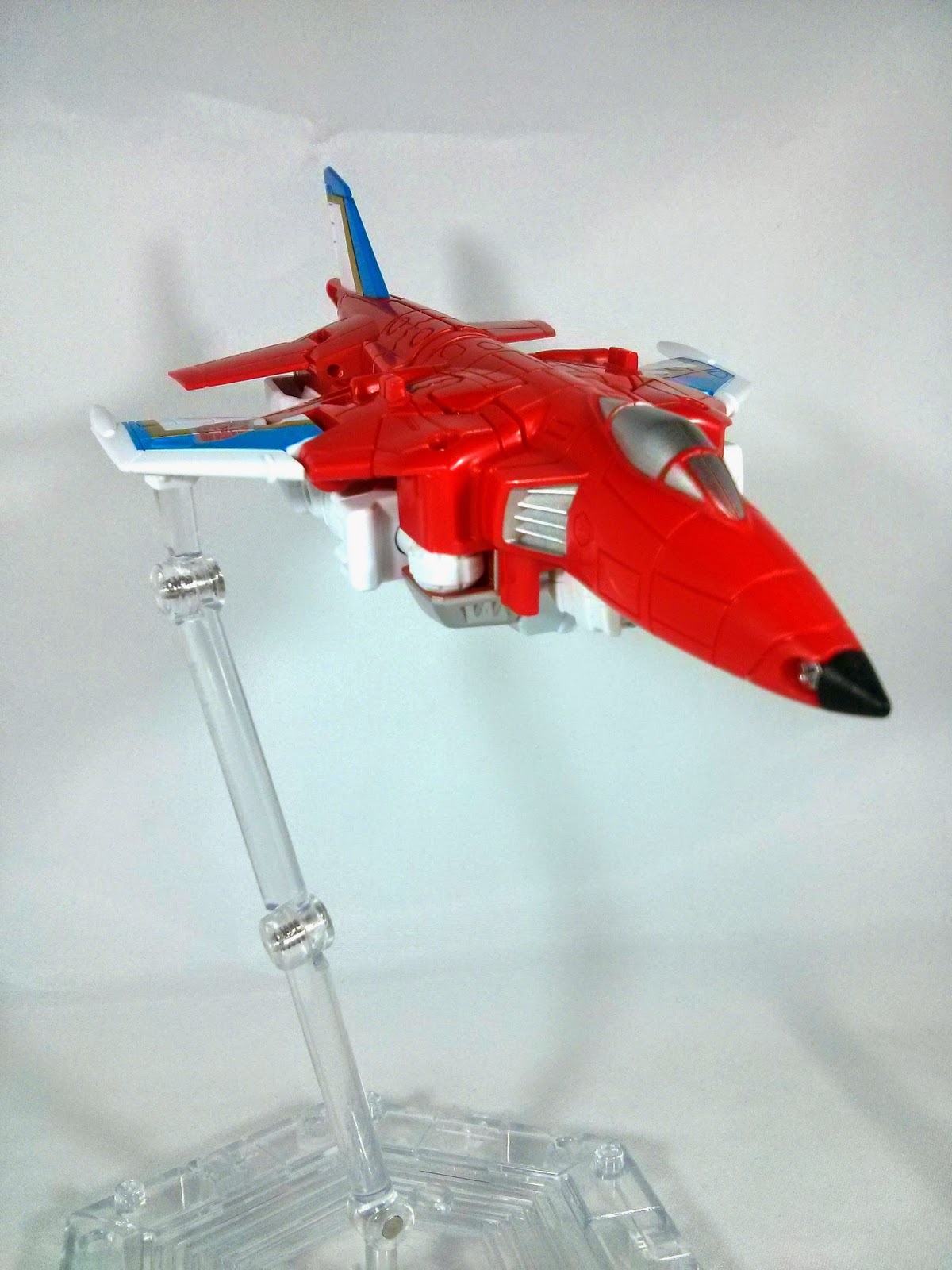 Toybox Soapbox Transformers Generations Combiner Wars Firefly Review