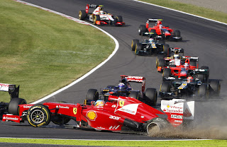 [Imagen: Fernando-Alonso-fuera-carrera.jpg]