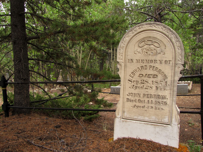 graveyard bald mountain cemetery . nevadaville co