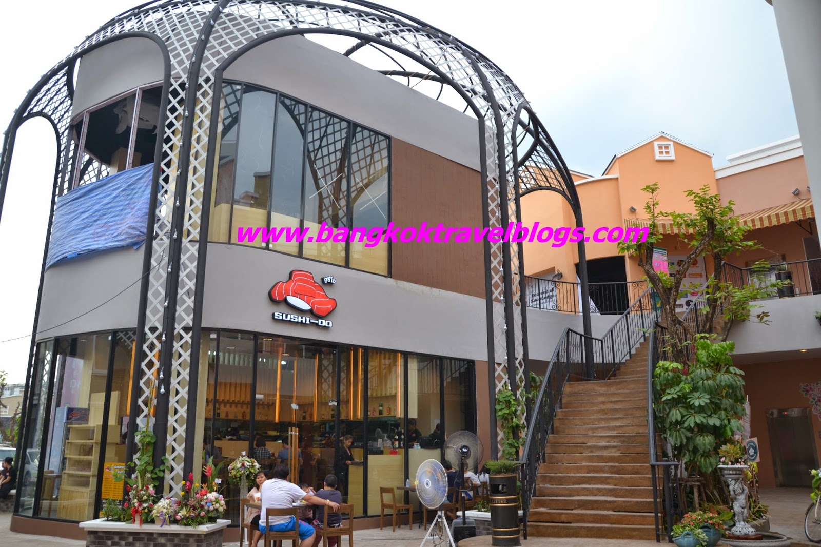 The Victoria Gardens Community Mall At Petchaksem 69 Bangkok Www