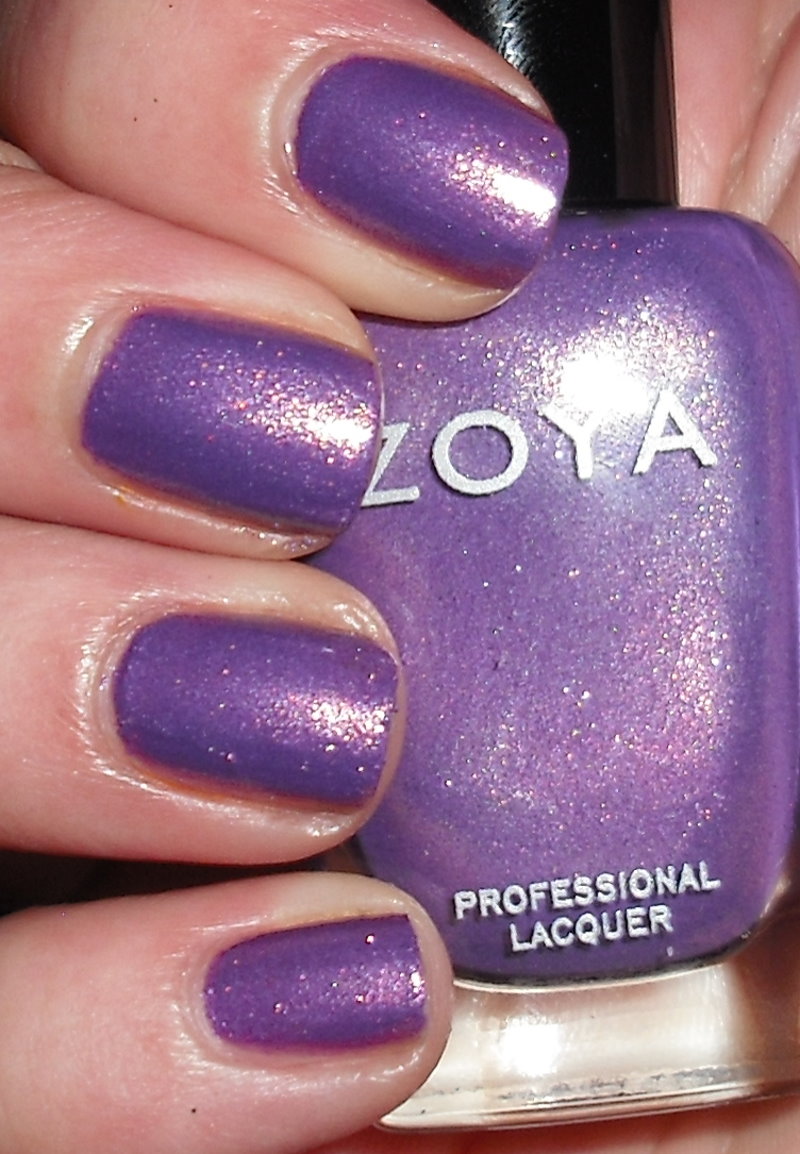 zoya dannii