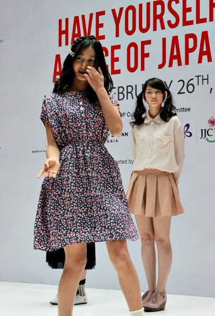 Galeri Foto Imut Rena Nozawa Member JKT48 (20 Pict) Galeri Foto Imut Rena Nozawa Member JKT48 (20 Pict)