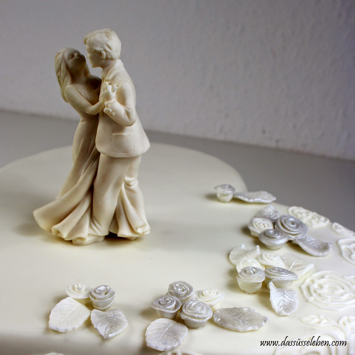 Rezept Hochzeitstorte Aus Herzen Mit Einer Eisenbahn Das Susse Leben