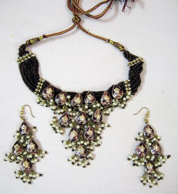 http://www.funmag.org/fashion-mag/jewelry-designs/indian-traditional-jewelry/