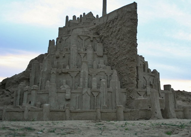 it s a dan s world by the eye of sauron minas tirith sand castle calls to the lord of the rings