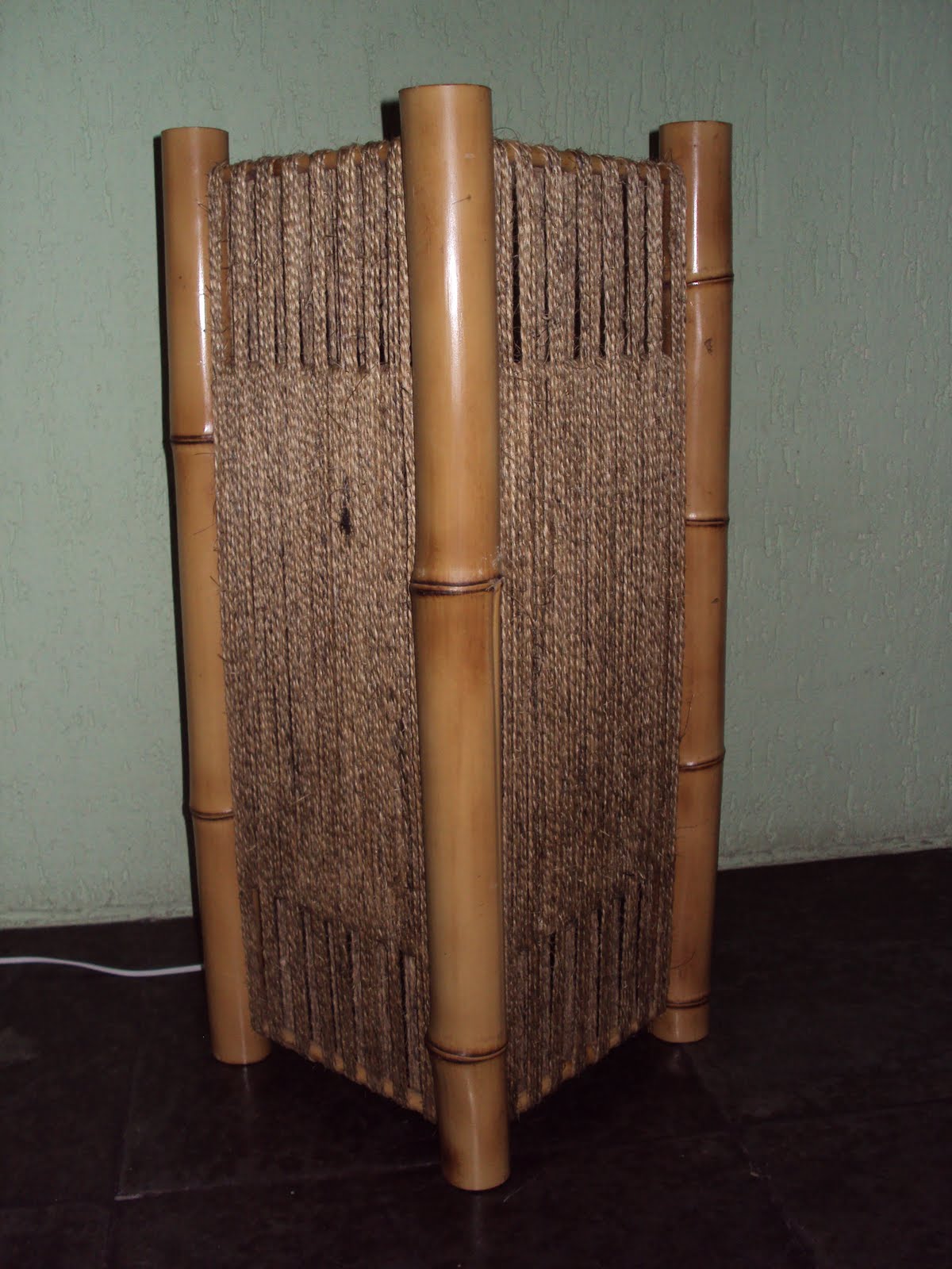 Luminessence Luminárias Artesanais Luminária de bambu e sisal