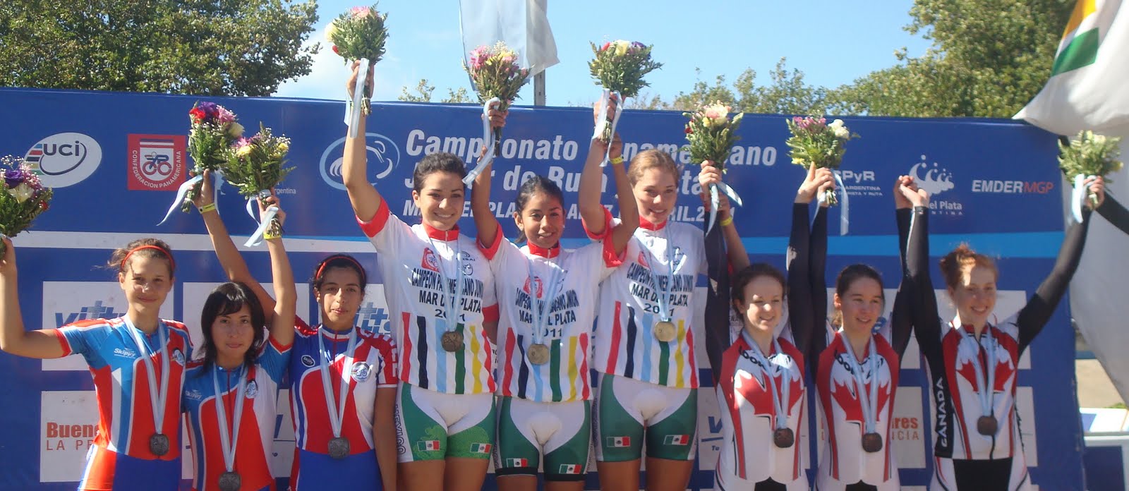 Panamericano Junior de Ruta y Pista Argentina 2011 %2540zciclismo+persecucio+x+equipos+muj