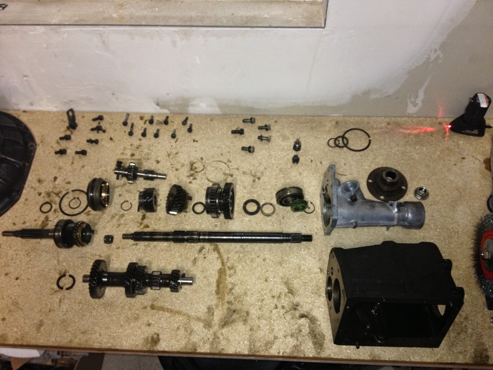 1973 Triumph Spitfire 1500 Project: Gearbox dis-assembly complete