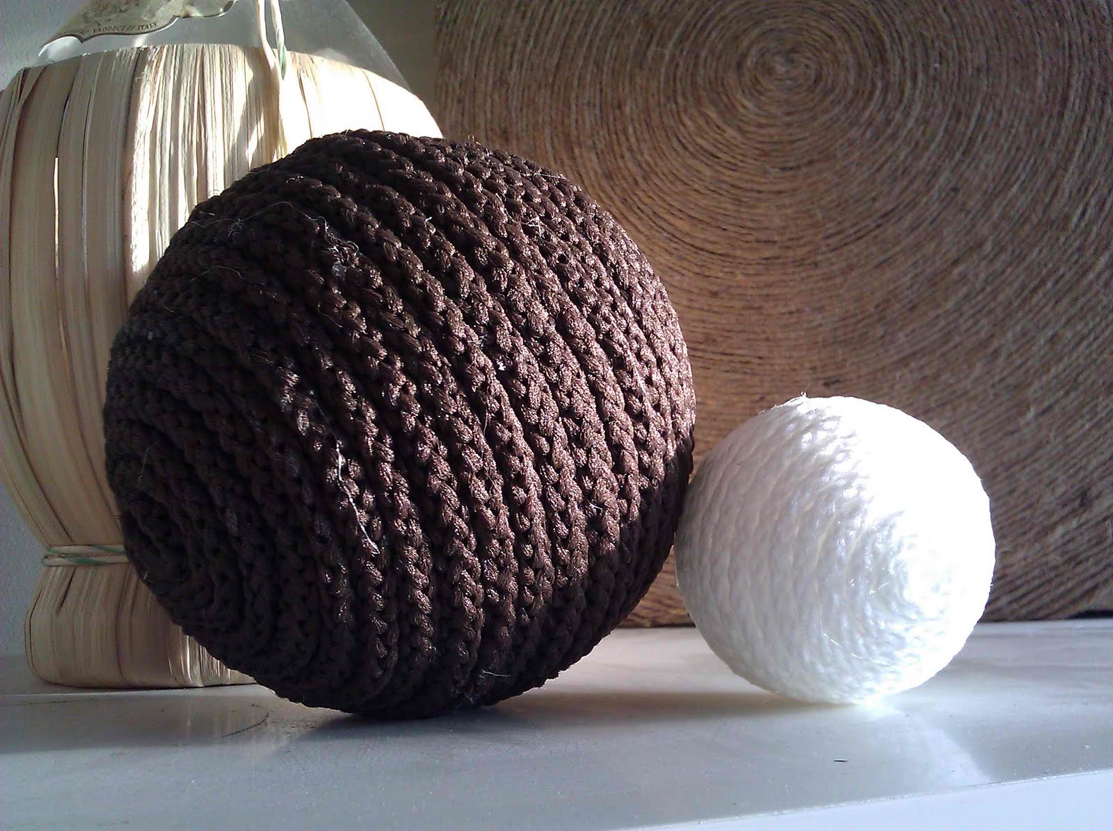 Live to Love to Craft DIY Home Decor Balls & Box