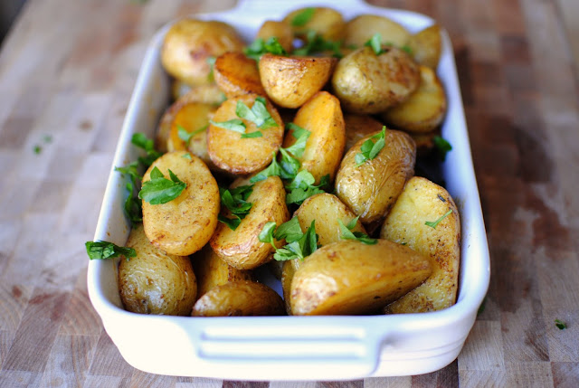 Roasted Cajun Seasoned Potatoes l SimplyScratch.com