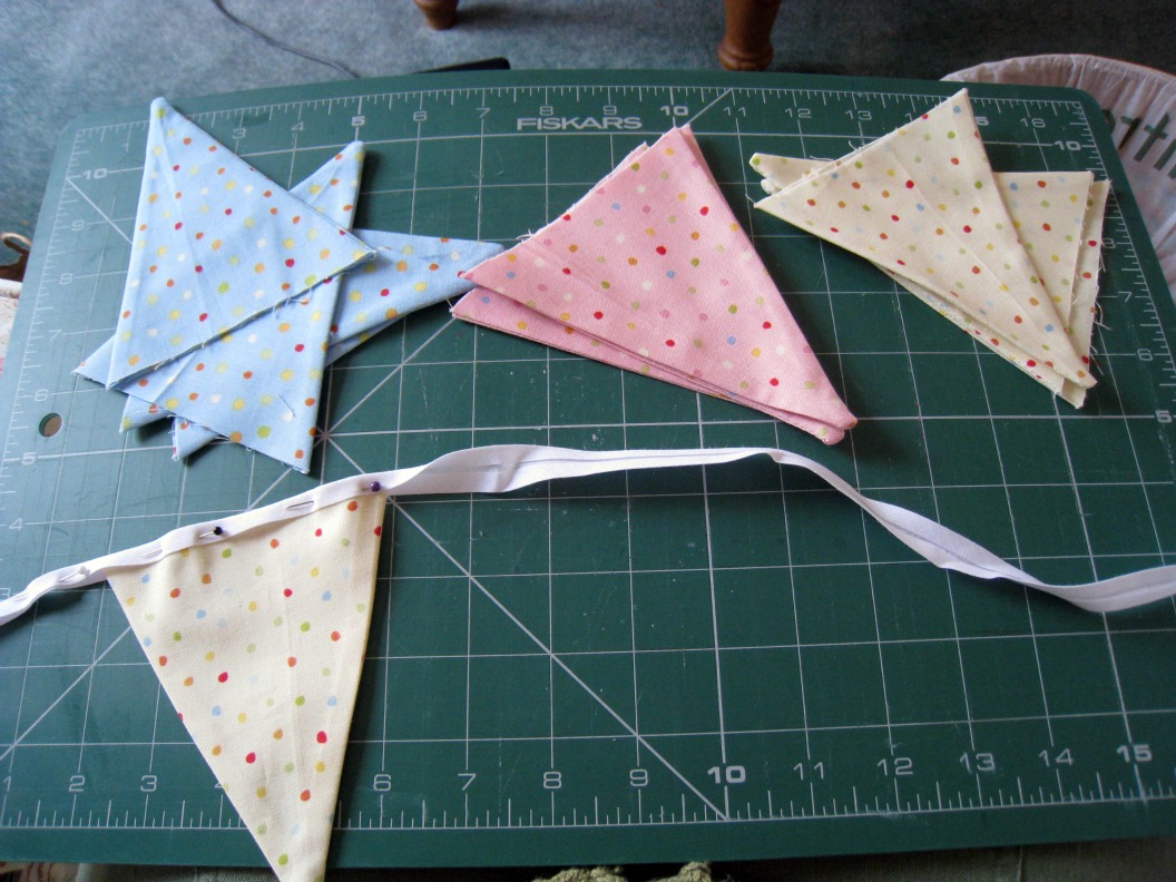 RosMadeMe Bunting for beginners