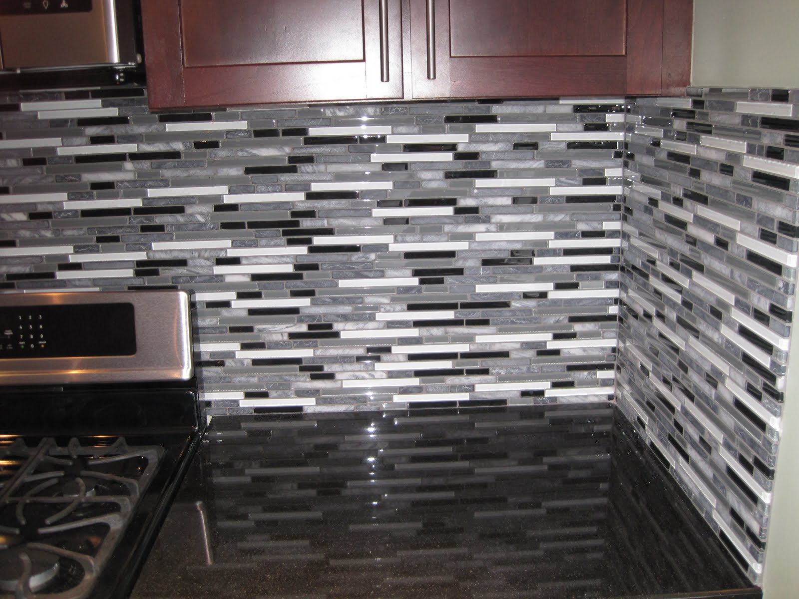 How to tile backsplash kitchen Black and White Glass Tile Backsplash