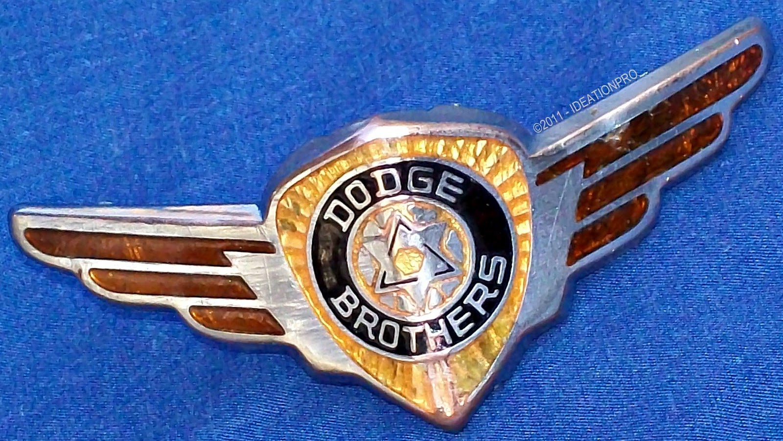 1936 1937 DODGE FRONT GRILL CLOISONNE WING EMBLEM TRUCK & CAR HOOD