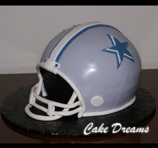 Dallas+cowboys+helmet+cake