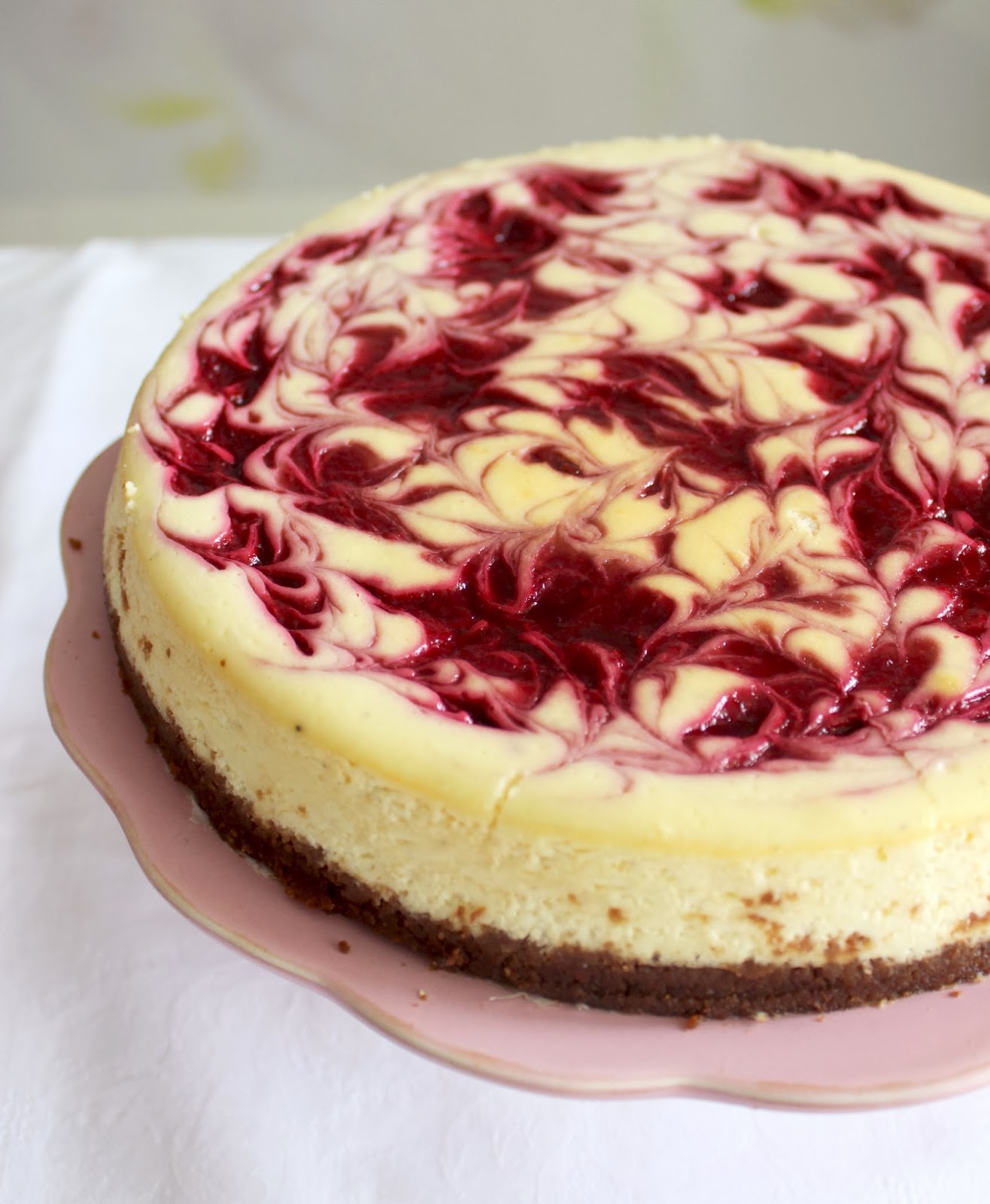 M's Bakery Cheesecake sa malinama iliti Raspberry Swirl Cheesecake