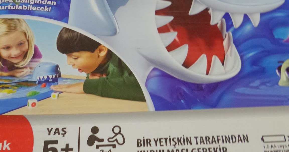 Çocuğumla Eğlenirken Yaramaz köpek balığı kutu oyunu