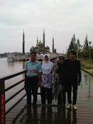 Family tersayang...