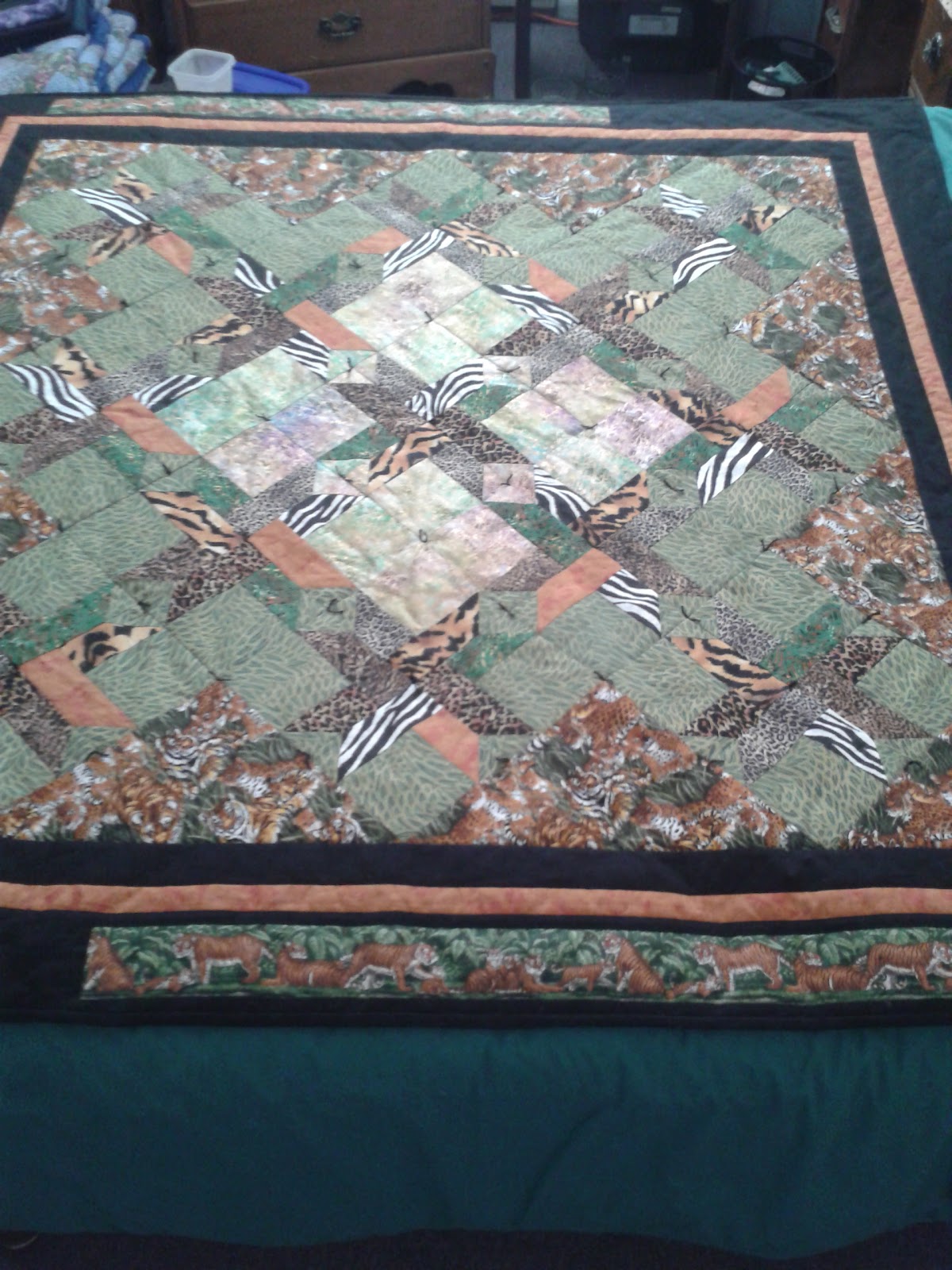 Painted Pony Quiltworks Woven Star block tutorial