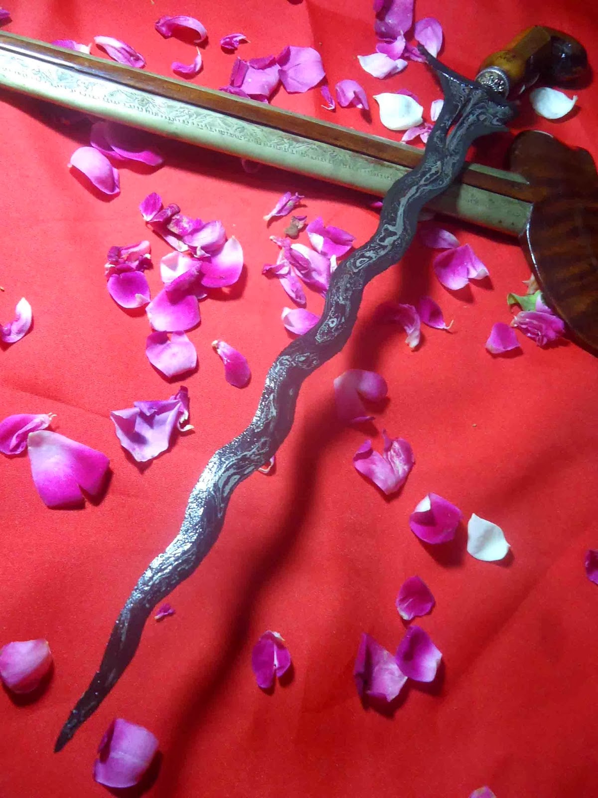 KERIS KYAI SENGKELAT ASLI PUSAKA GUNUNG JATI