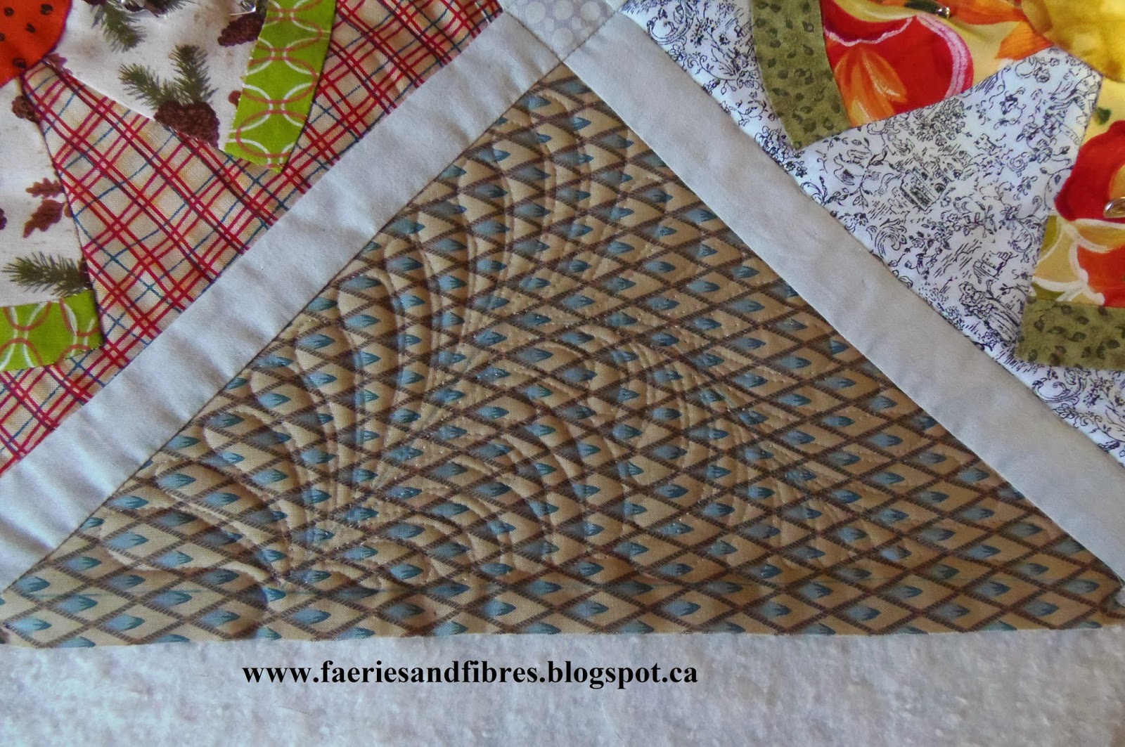 Faeries and Fibres Quilting Feathers in Setting Triangles