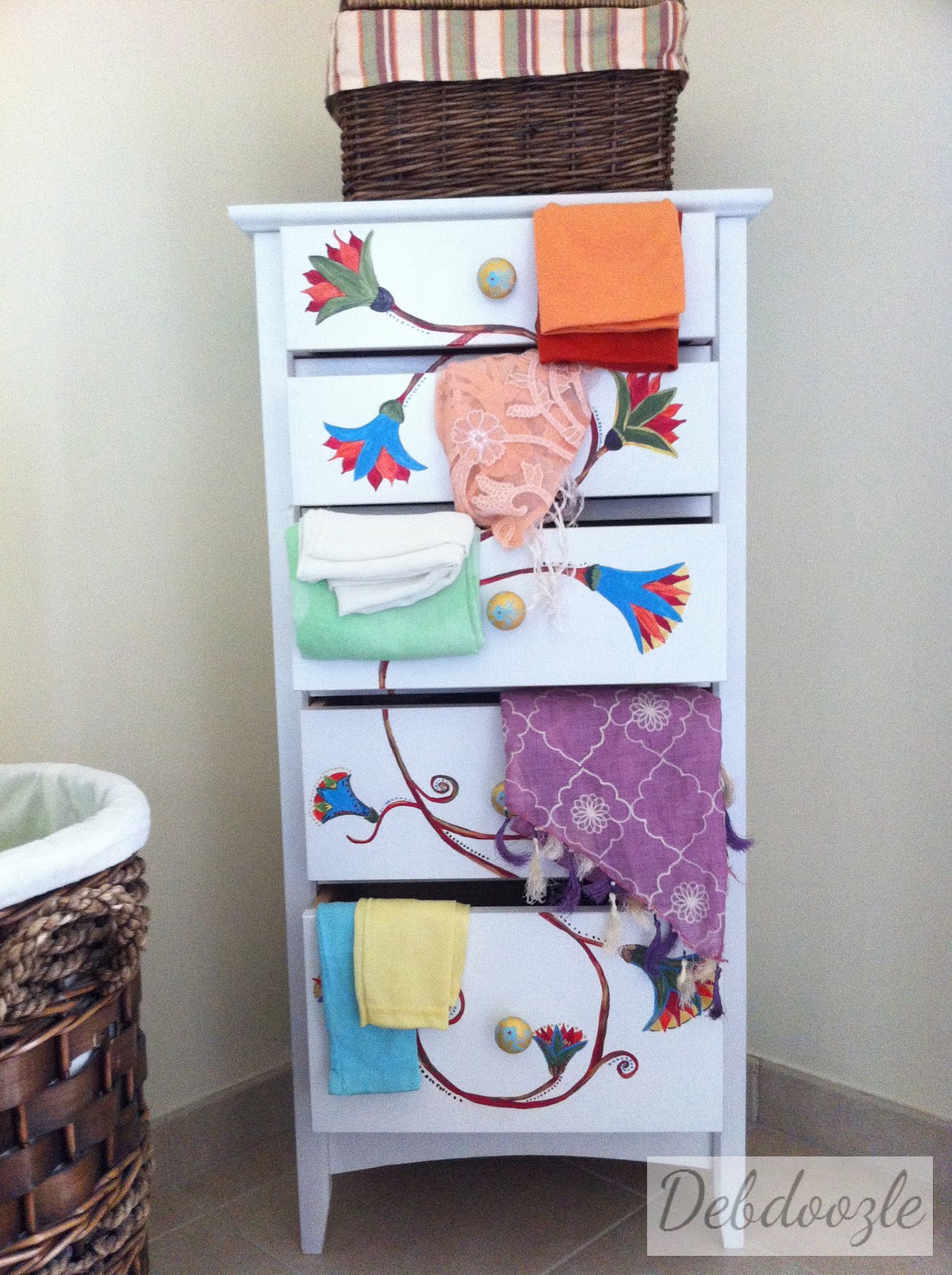 Debdoozle Scarf Storage Solutions