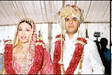 doookin: karishma kapoor wedding video leaked