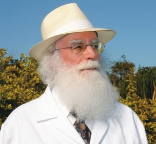 Dr. WALDO VIEIRA