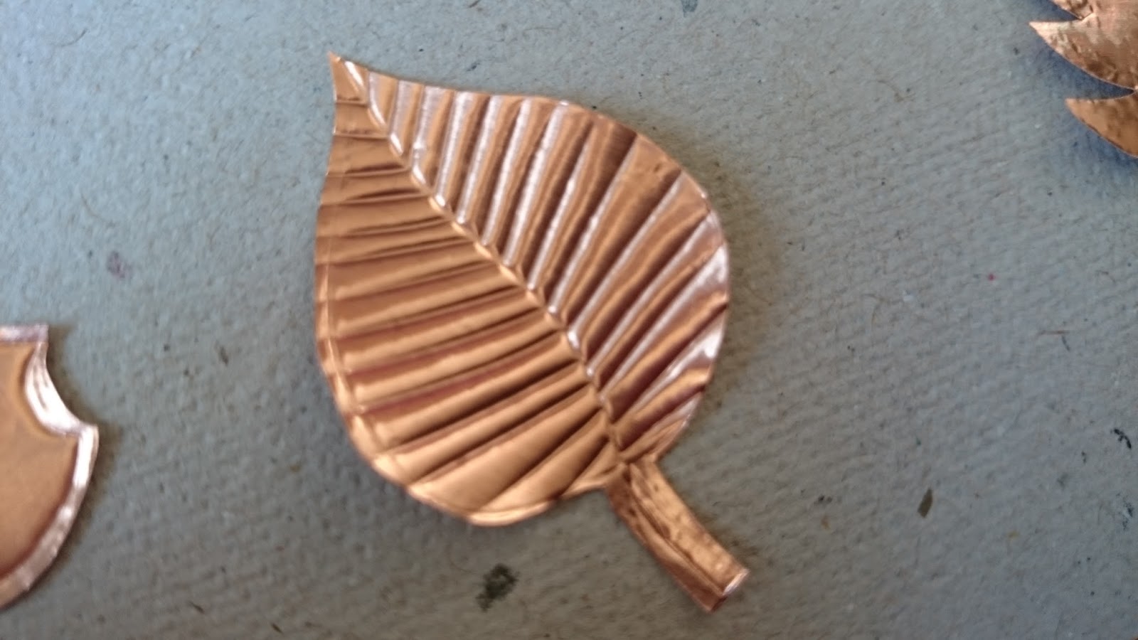 Jennysis Embossed metal leaves tutorial