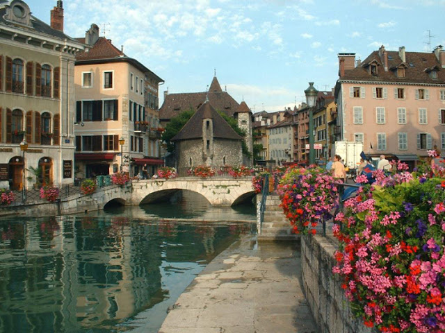 Annecy - French 
