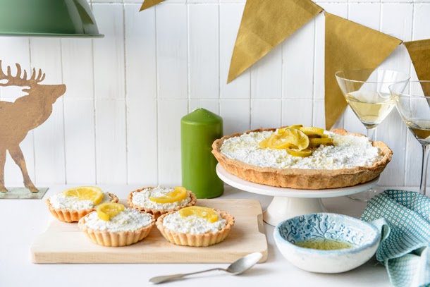 Cottage cheese tartlets with caramelized lime