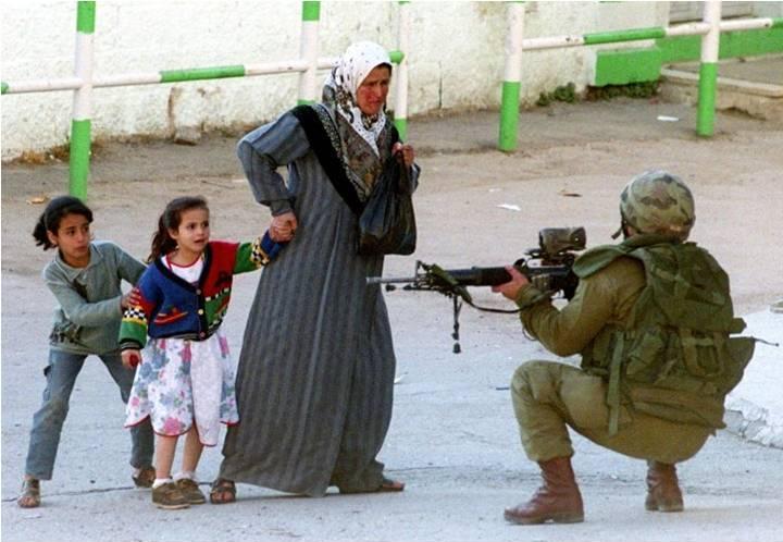 Risultati immagini per palestinian propaganda