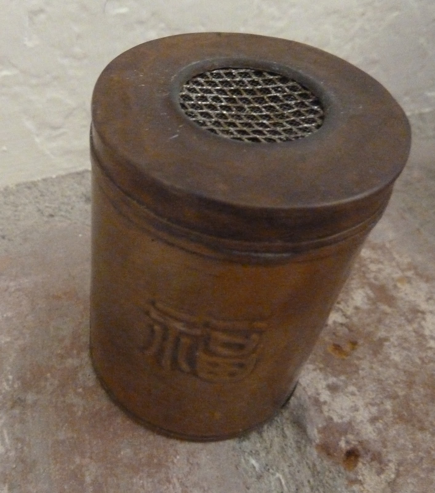 Observations Cricket Cage and Bug Boxes