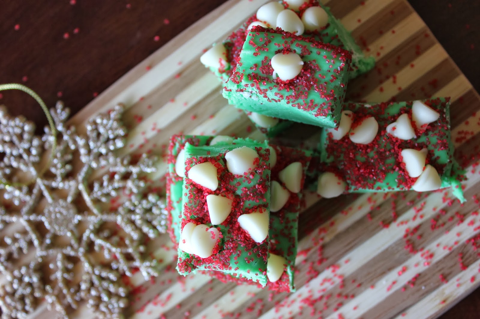 Eggnog elf fudge