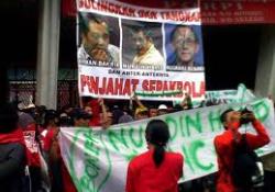 nurdin turun liverpool