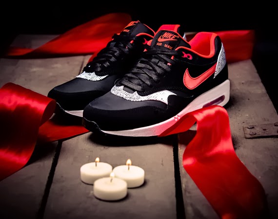 love is in the air nike