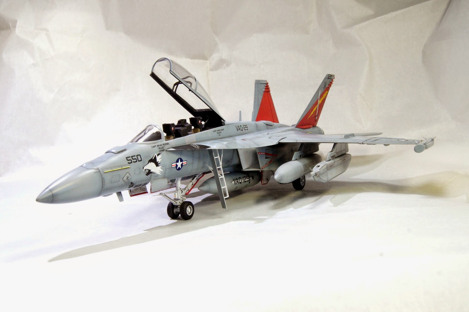 Fine Scale Aviation EA18G Growler 1/48 Italeri
