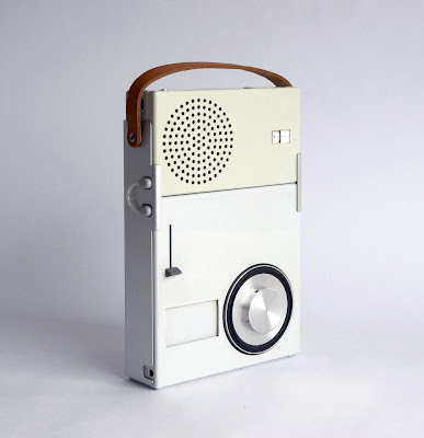 Desain minimalis radio Braun - Dieter Rams